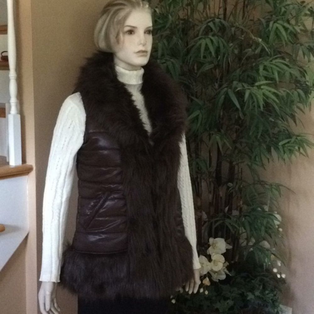 Super cute reversable faux fur vest